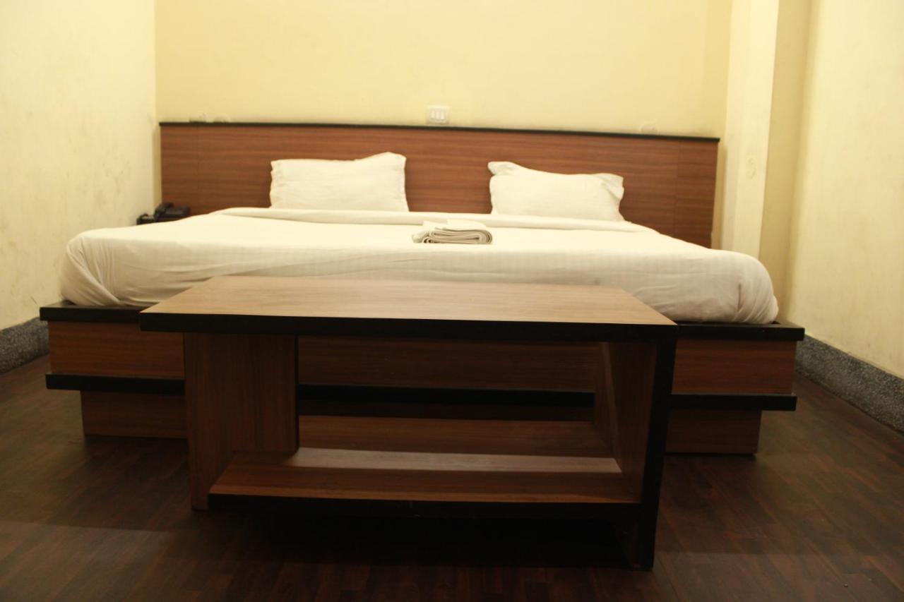 Hotel Chandra Jamshedpur Exterior photo